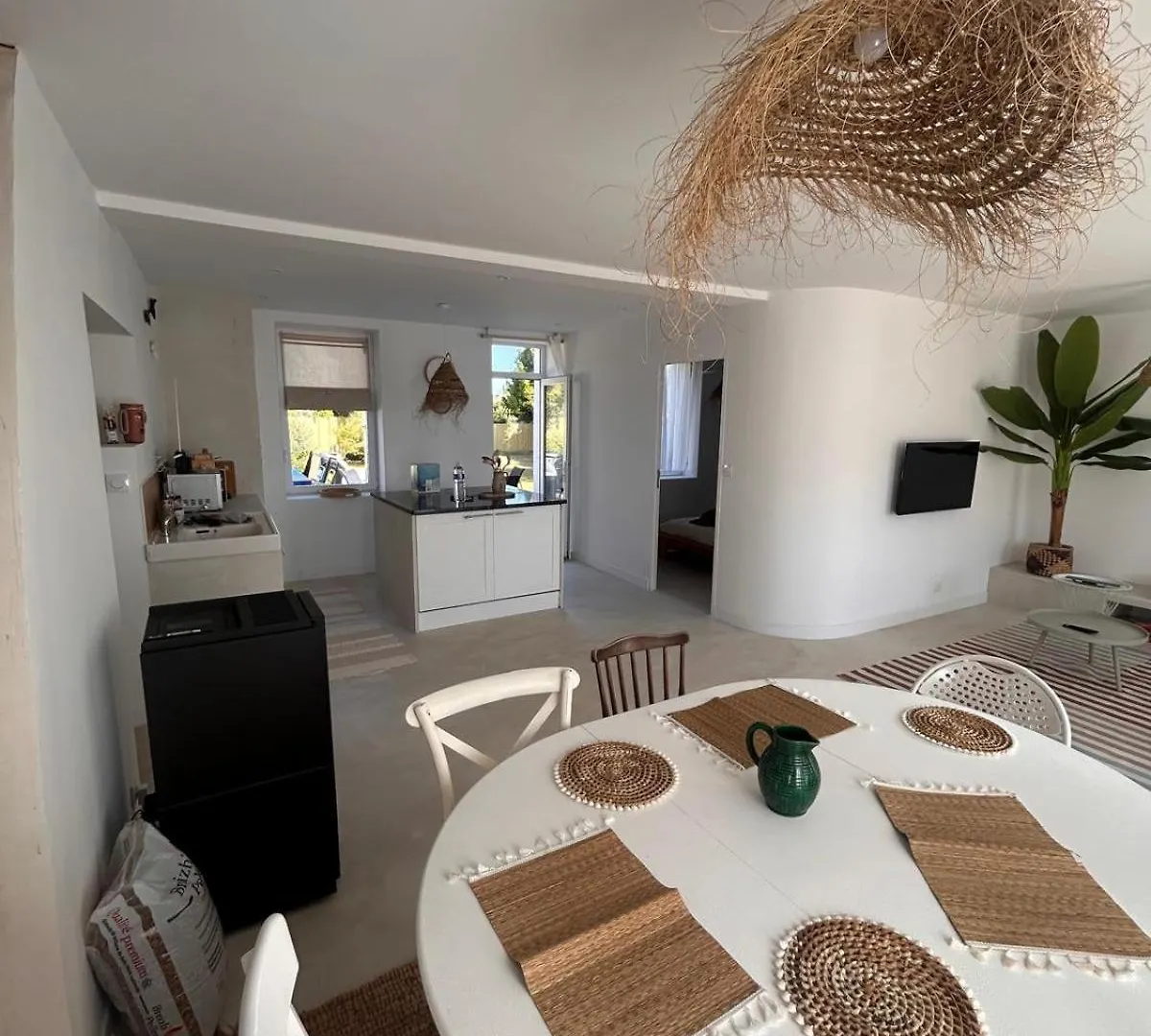 Holiday home Maison Ka-Za, Jacuzzi Meuble Tourisme 3 Etoiles Saint-Martin-des-Champs